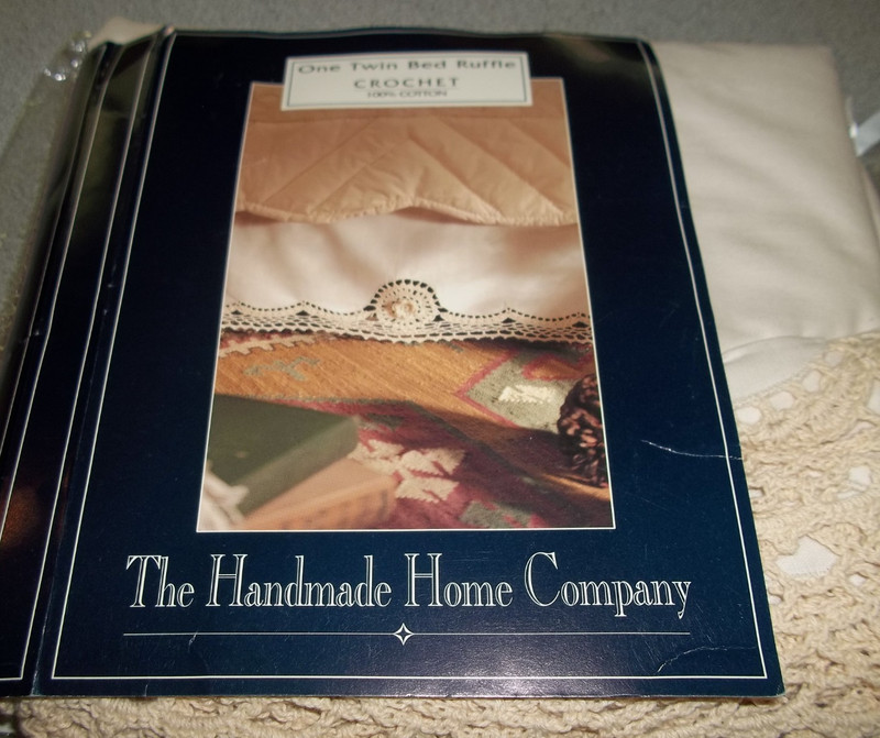 Vintage 1992 Crochet Bed Skirt Dust Ruffle Twin Ecru 76" x 39" NIP Cotton