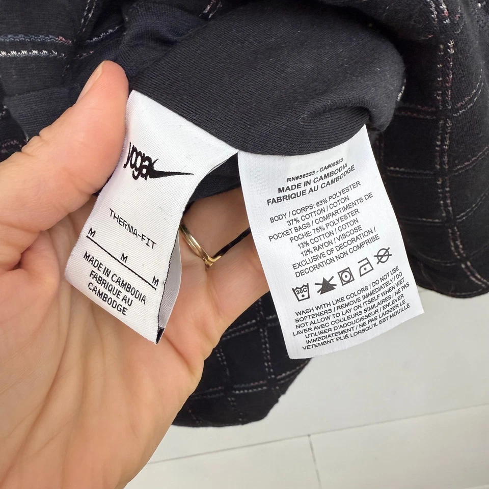 Nike YOGA JACQUARD Reversible LUJO KIMONO Bata ENVOLTURA Negro Cuadros MUJERES Mediano Foto 3 de 4