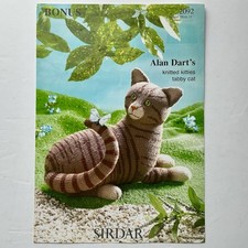 Alan Dart Toy Knitting Pattern Knitted Kitties Tabby Cat Sirdar