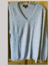 Charter Club Cashmere V-Neck Sweater, Large, Beautiful
