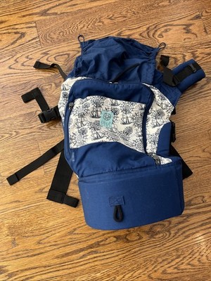 LILLEbaby Lille Nautical baby carrier