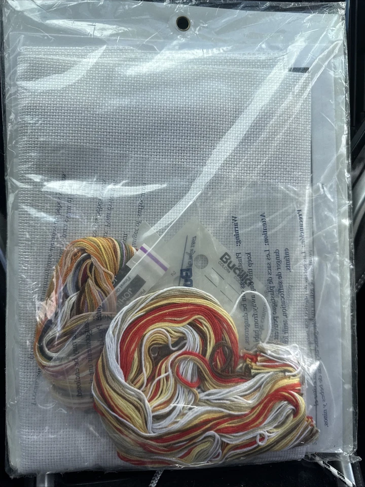 Bucilla 1999 A Pinch of Cheer 18" Medias Punto de Cruz Kit Sellado Foto 2 de 2