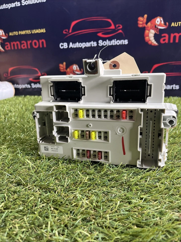 2015-2016 CHRYSLER 200 Body Control BCM 68273253AC OEM - Image 4 of 4