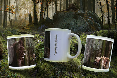 Fototasse Becher Cup Mug Bigfoot vs Bear Yeti Sasquatch - Paypal on demand