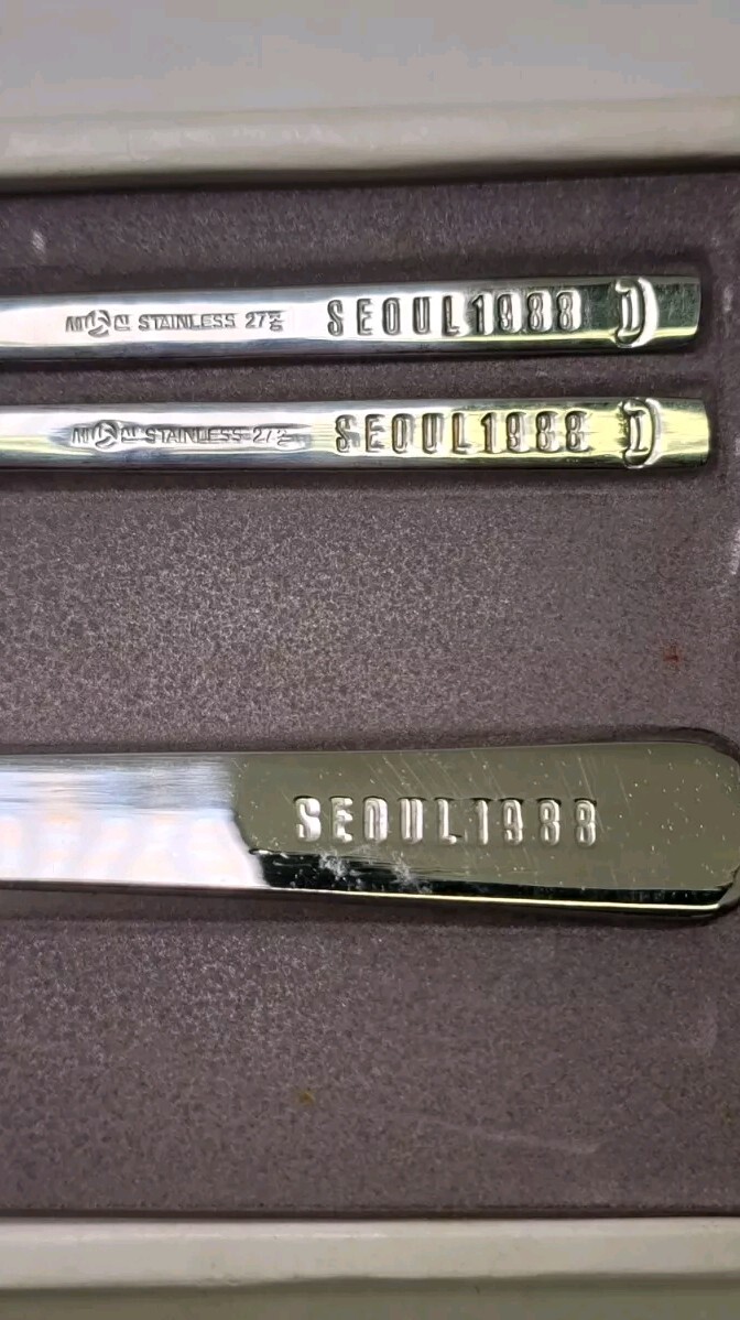 Vintage 1988 Seoul Olympics Spoon And Chopstick Souvenir Set