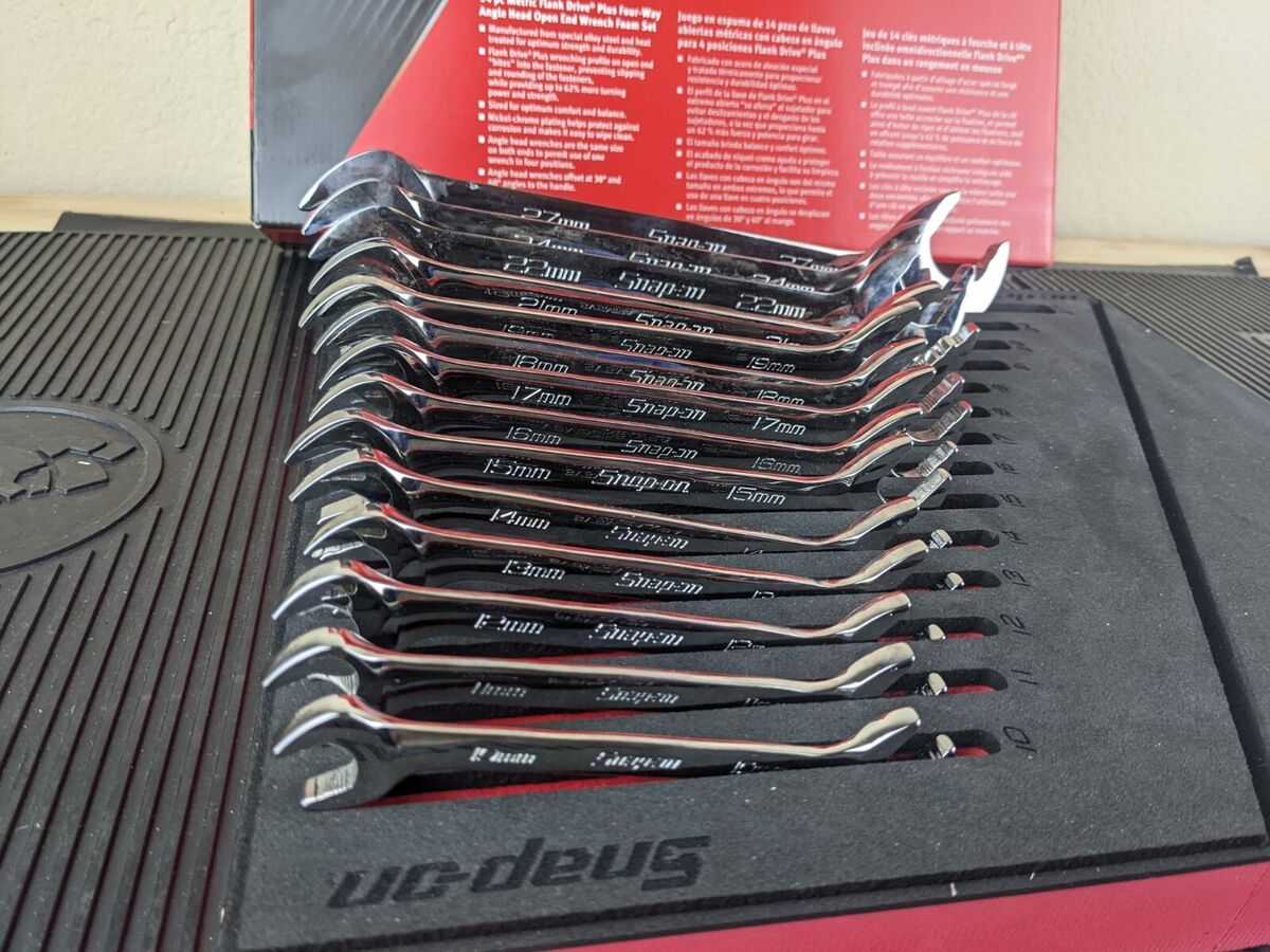 aq471 NEW Snap On SVSM01FBR 14Pc Metric Flank Plus 4 Way aq471 NEW Snap On SVSM01FBR 14Pc Metric Flank Plus 4 Way