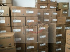 NEW 1PCS Yaskawa SERVO MOTOR SGM7G-09A7A61
