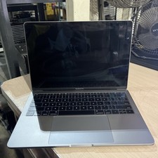 APPLE MACBOOK PRO 13" MID-2017 CORE I5-7360U 2.3GHZ 8GB RAM NO HD 
