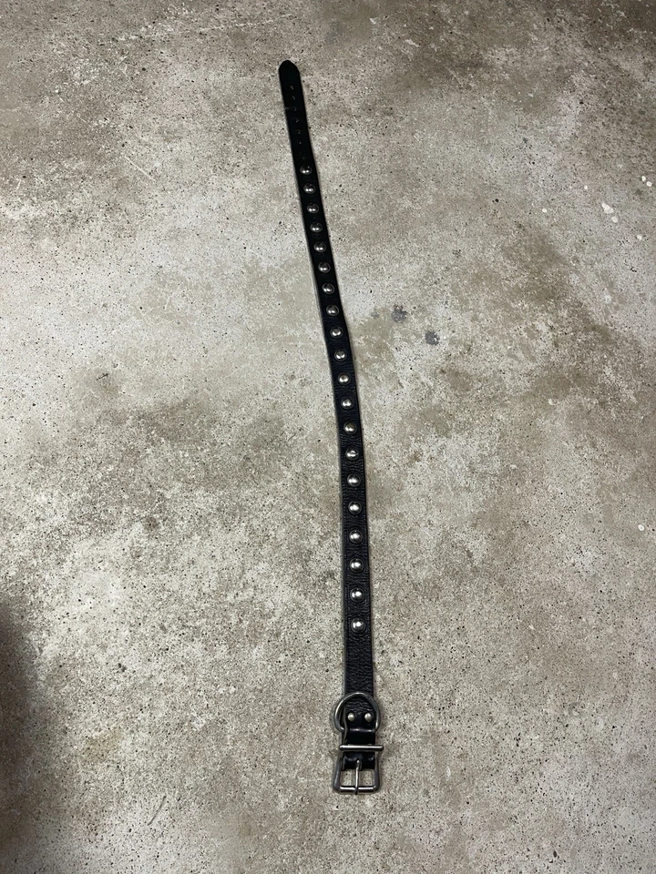 Cinturón de cuero tachonado vintage hecho a mano 32 motociclista cuero de vaca punk negro Foto 2 de 4