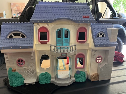 Fisher-Price Pink Purple Plastic Dollhouse Playset Kids Toy House Pretend 1997