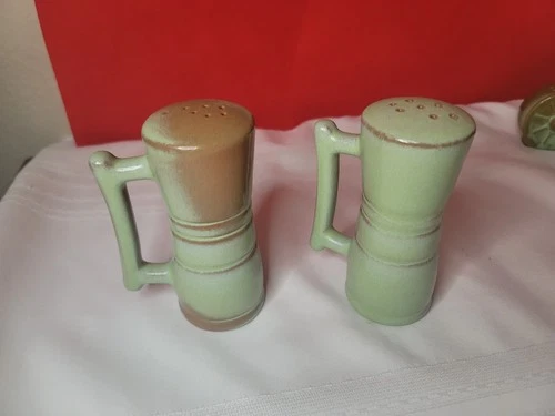 VTG Frankoma Plainsman / Prairie Green Salt & Pepper Shaker Set w/ Handles 4.75"