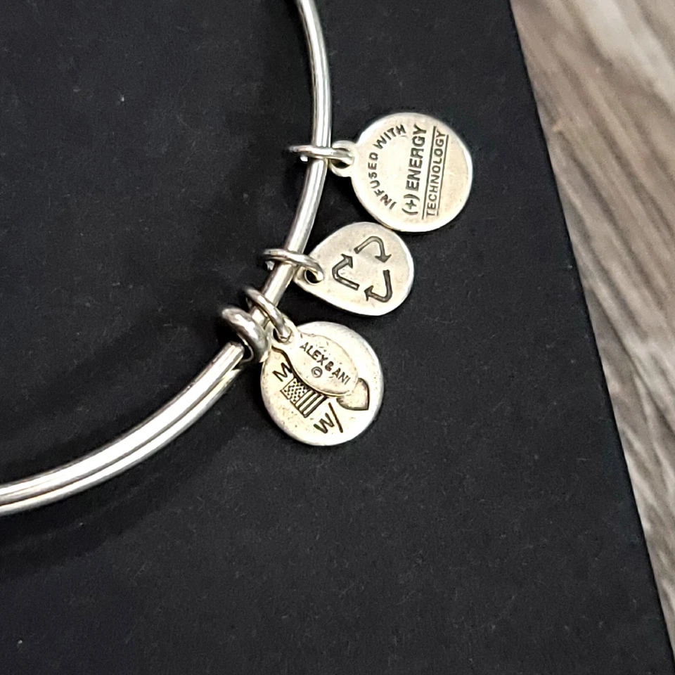Brazalete brazalete Alex and Ani Mermaid Charm Foto 3 de 4