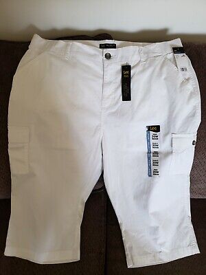 NWT Womens LEE White Relaxed Fit Skimmer Capris Shorts Sz 6 M