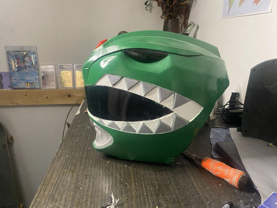 Casco Mighty Morphin Power Rangers Green Ranger Foto 2 de 3