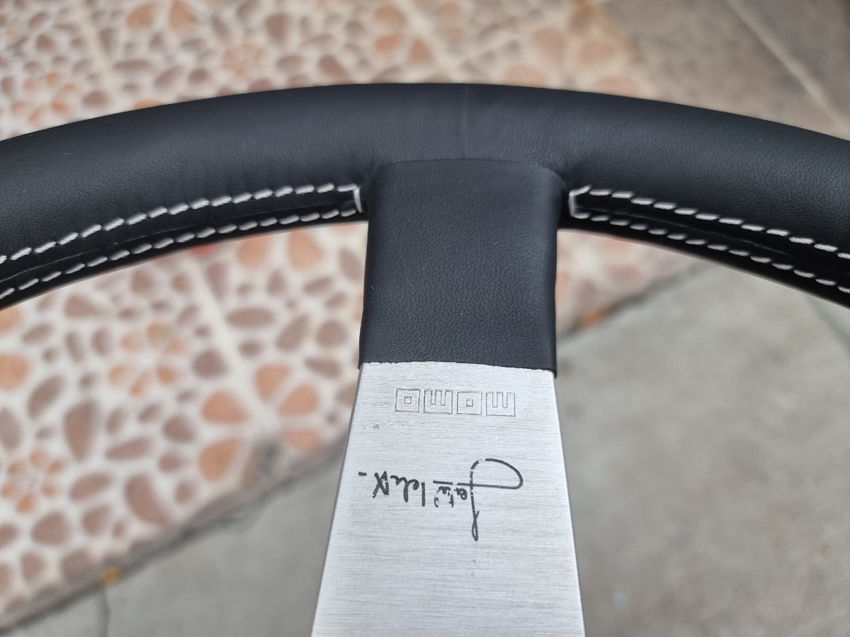 コ*ク様 MOMO \"Jacky Ickx\" steering wheel 少し Momo Jacky Ickx signature steering wheel - The Story