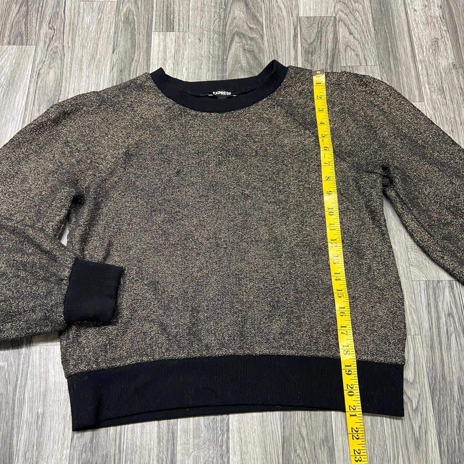 EXPRESS Round Neck Ribbed Pullover Black/Gold Kni… - image 10