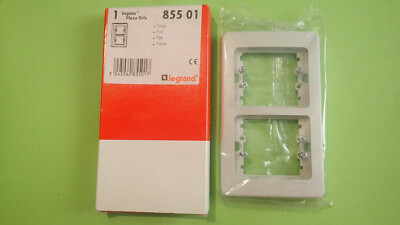 Plaque Double Verticale Legrand SAGANE 85501 Gris PLEXO – Pour Installation électrique