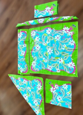 NWOT Lilly Pulitzer Ford green/pink Breast Cancer Flower Power Cotton Bandana