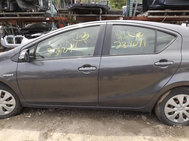 Transmission Prius C VIN B3 7th And 8th Digit Fits 12-19 PRIUS 1545098 Foto 4 de 4