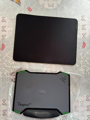 Razer Vespula - DUAL SIDED GAMING MOUSE MAT - Control Surface + Speed Surface
