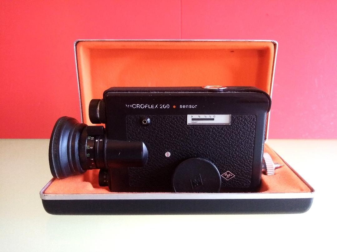 MICROFLEX 300 ビデオカメラ iF Design - Super 8-Camera Microflex 300 Sensor