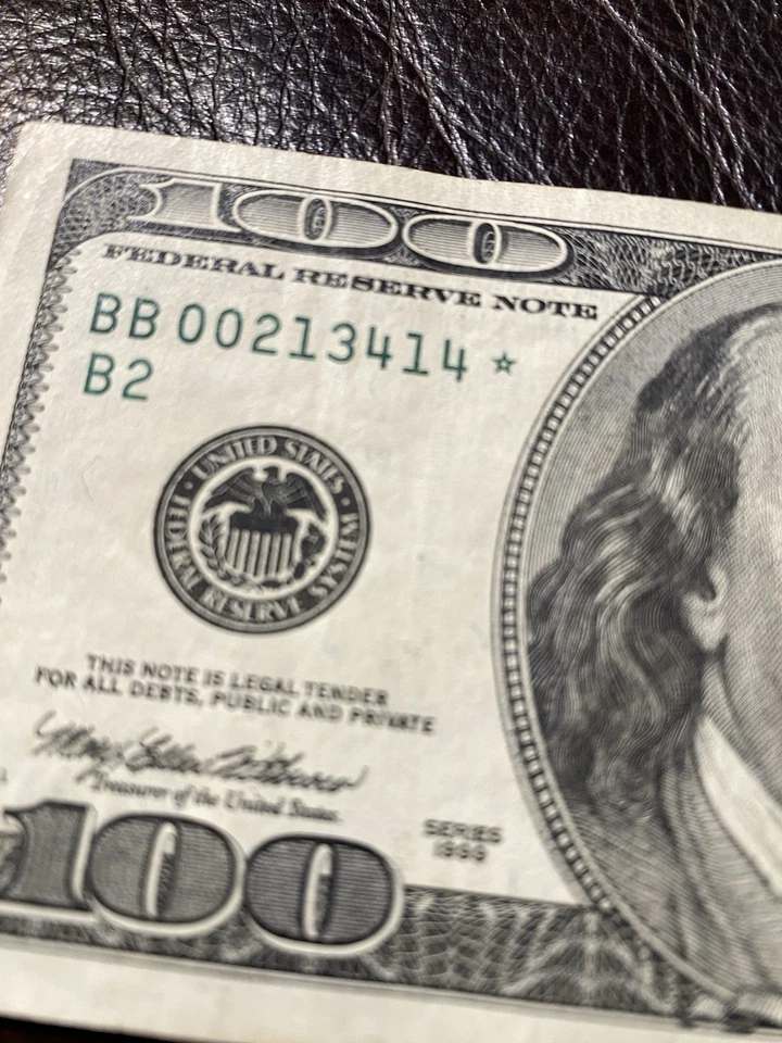 1999 $100 Dollar Star Note With Low Serial Number -VERY LIGHTLY CIRCULATED - Image 2 of 4