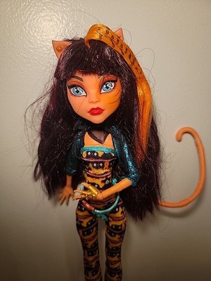 Monster High Cleolei Freaky Fusion Doll