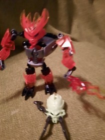LEGO BIONICLE: Protector of Fire (70783) Looks New  Flame Swords Spider Friend