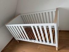 Babybett / Kinderbett 70x140 weiß Holz – höhenverstellbar – sehr guter Zustand