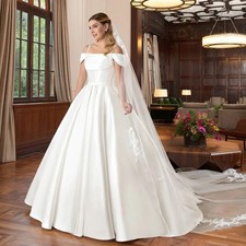 Exquisite Satin Wedding Dress Spaghetti Strap Pleated Floor-Length Bridal Gown