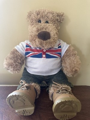 Build A Bear Workshop Teddy im Timberland-Stil hellbraune Stiefel & GB England Flagge Top