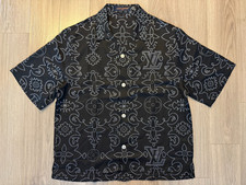 Camicia Louis Vuitton stampata maniche corte in seta nera taglia L