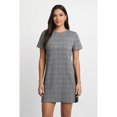 One Clothing Dress Womens Small Gray Plaid Knit Short Sleeve Shift Workwear