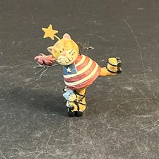 Blossom Bucket Suzi Skoglund Cat On Skates Shelf Sitter Figurine Patriotic USA