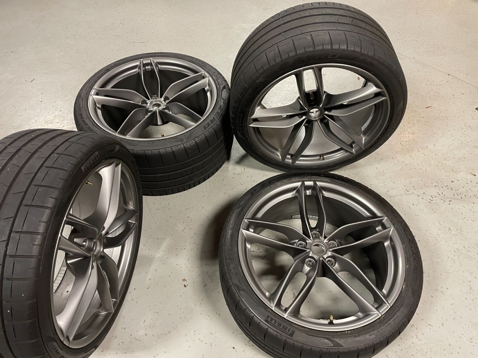 Ferrari 488 Wheels OEM GTB Factory Grigio 458 REAL Pista