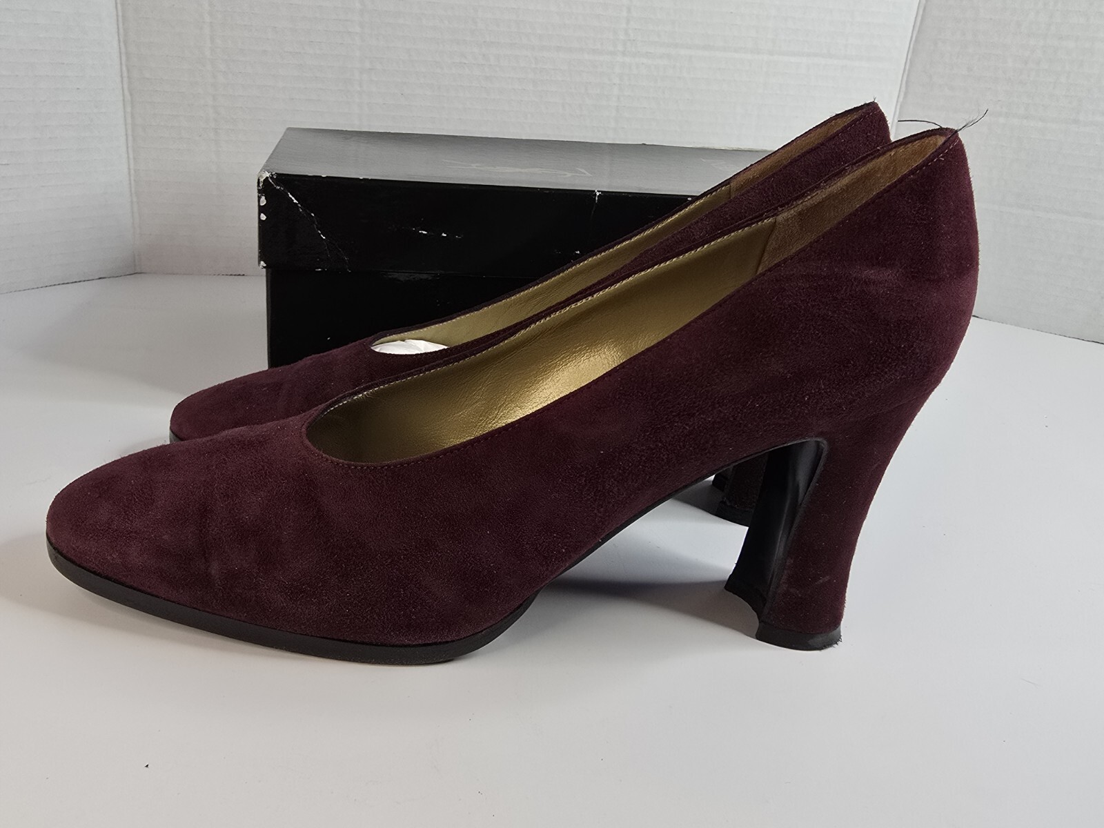 Scarpe decolte vintage Yves Saint Laurent sangue di bue marrone scamosciato tacco alto misura 8 5 M