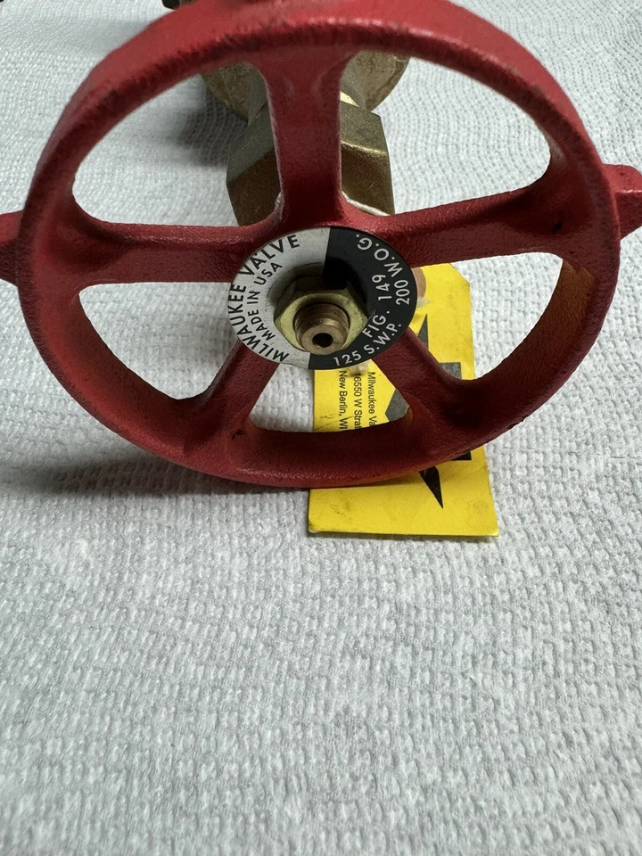 Milwaukee 1 1/2" Gate Valve Fig.149 125 S.W.P 200 W.O.G - Image 2 of 4