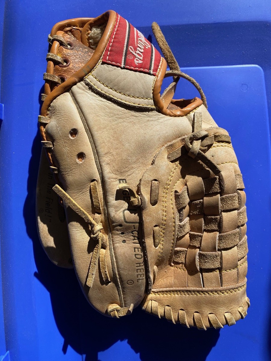 Vintage 1990's Ken Griffey Jr. Rawlings Baseball Glove RBG90