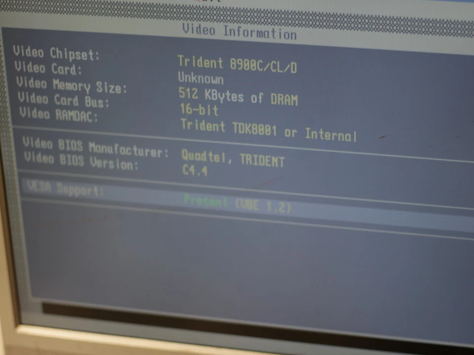 Trident TVGA8900D 8 / 16 bit ISA VGA video Card 512 kbyte - Image 2 of 4