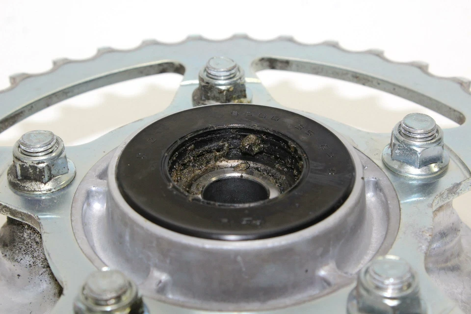 Задняя звездочка 2001 Suzuki Gs500 от оригинального производителя - Изображение 3 из 4