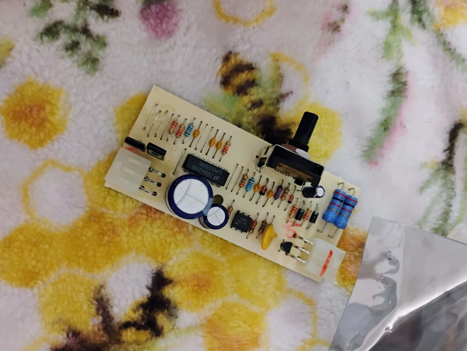 KitchenAid Refrigerator Control Board  Part # 1113390 From Model # KSSS48DWX00 - Image 2 of 3