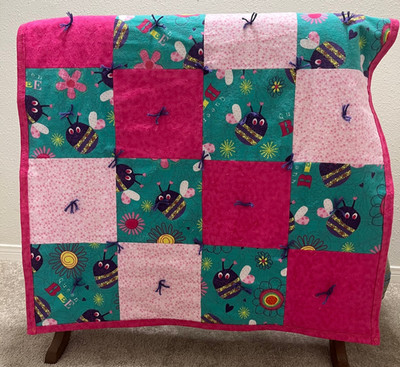 New Queen Bee Little Girl Green and Pink Soft Flannel Handmade Quilt 30.5x30.5