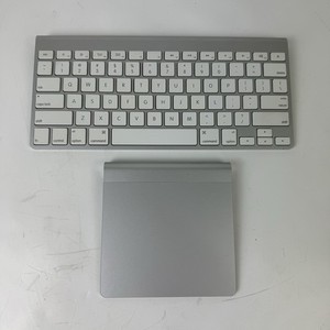 純正magic keyboard & 純正track padセット Appleの純正キーボードとトラックパッドを一体化できる「MagicBridge