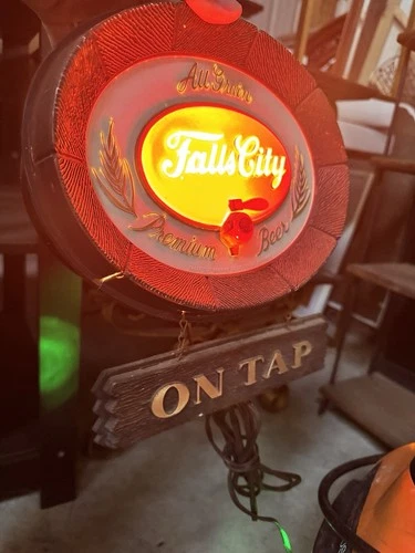 VINTAGE FALLS CITY PREMIUM BEER ON TAP LIGHT UP SIGN