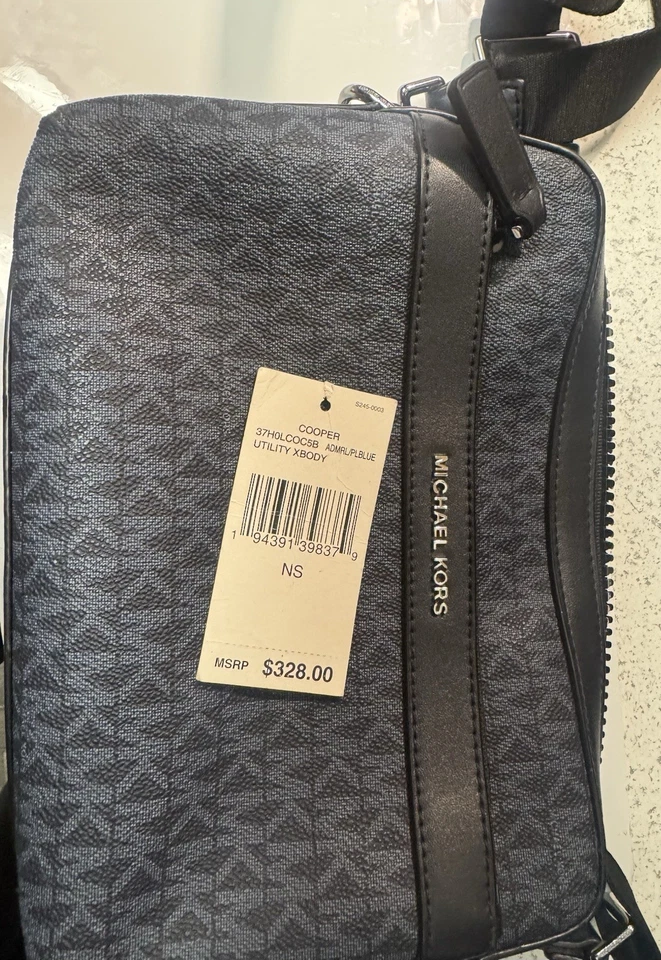 Michael Kors Men’s Crossbody Bag Black Gray Logo – Slightly Used - Image 3 of 4