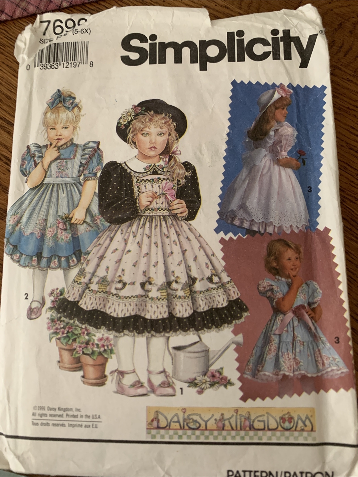 Simplicity Daisy Kingdom Pattern 7699 Toddler Girl's size 56X Dress