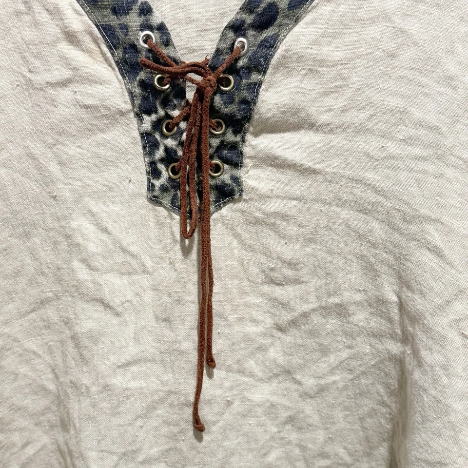 LO ÚLTIMO ALGODÓN Para mujeres Beige Cuello en V Túnica con Cordones Top Estampado Animal Borde EE. UU. Talla M Foto 4 de 4
