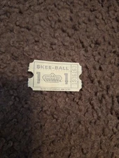 VINTAGE SHOWBIZ PIZZA SKEE BALL TICKET now CHUCK E CHEESE