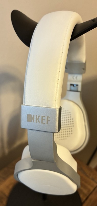 KEF M500 On-Ear Headphones White