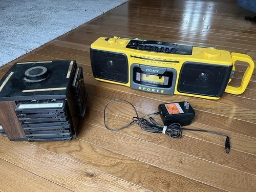 VTG Sony CFS-930 Sports AM/FM Stereo Radio Cassette Recorder Boombox-Works Great